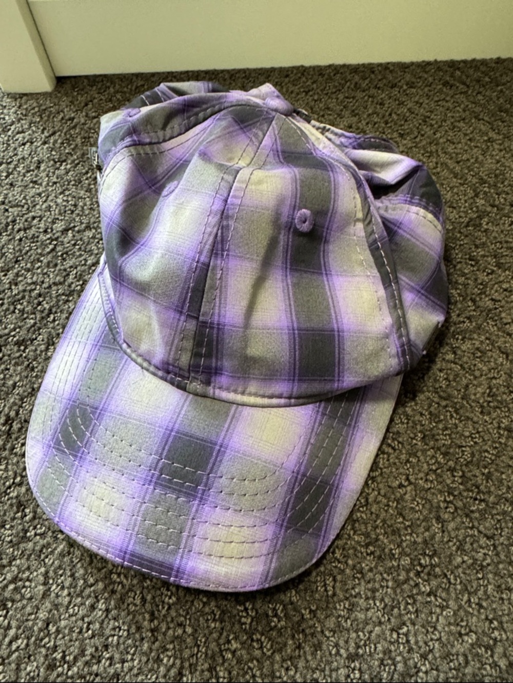 Lululemon purple plaid ball cap Bnwot